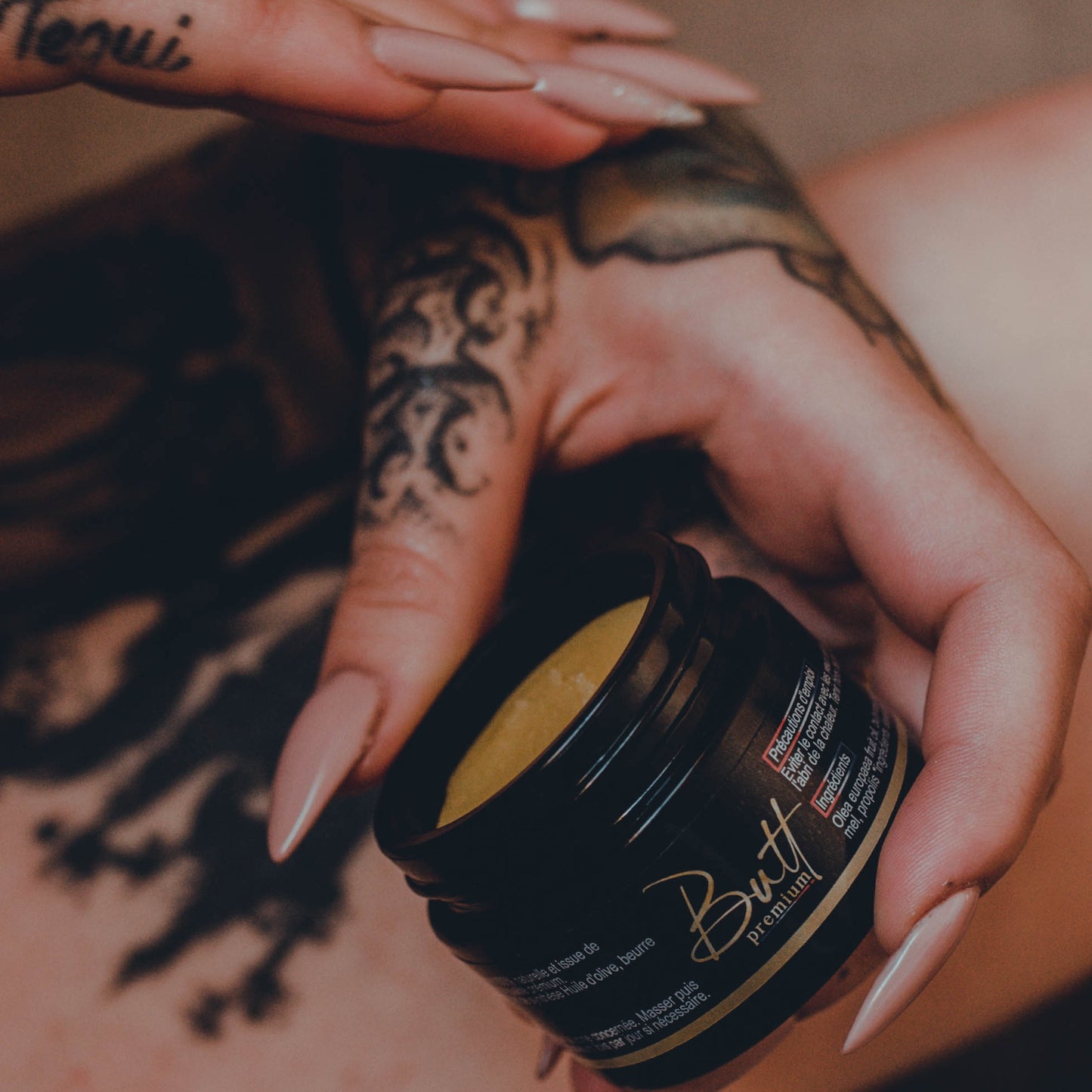 Photo du baume Butt Premium 50ml - texture naturelle à la cire d'abeille, karité et propolis